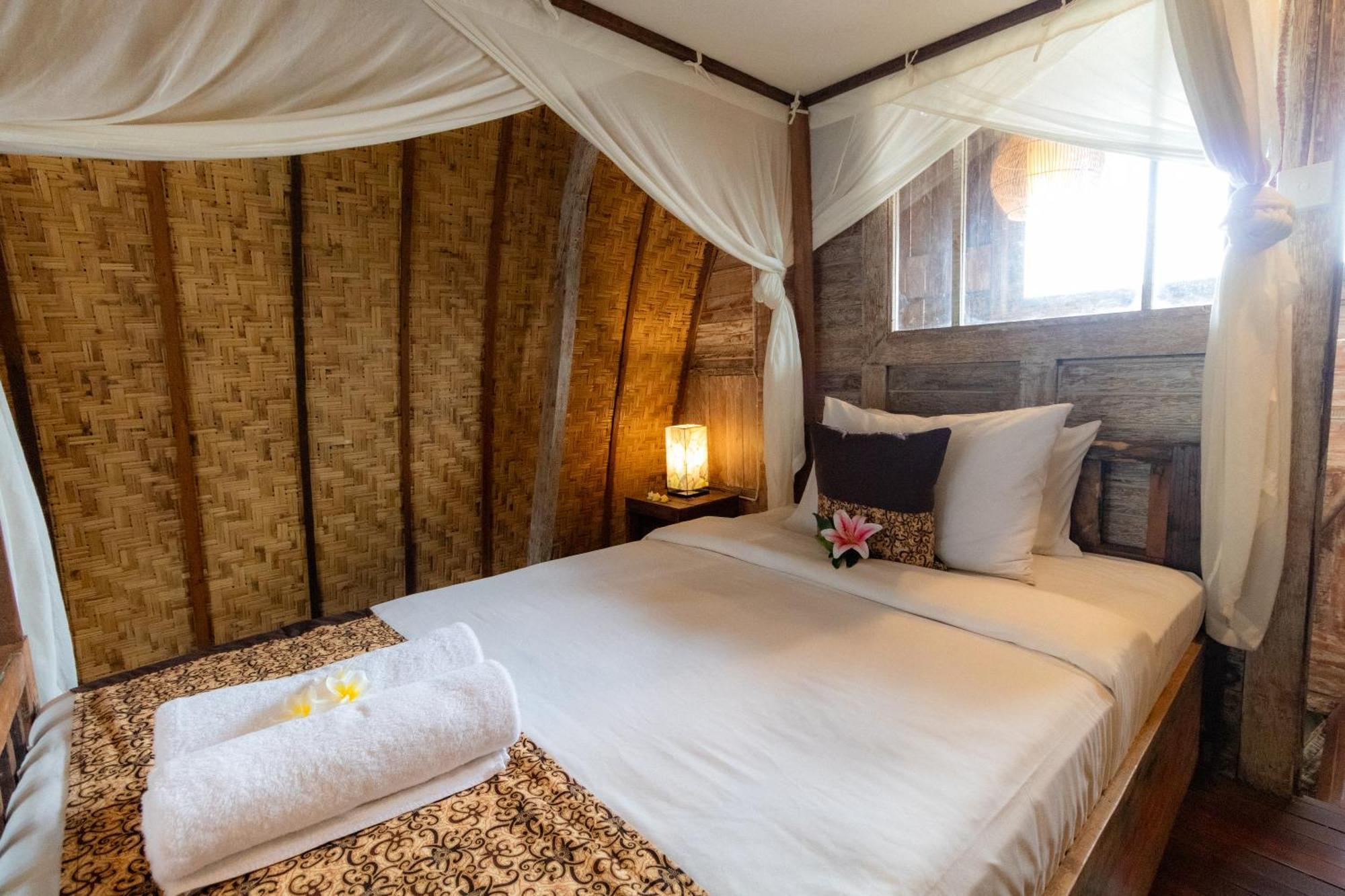 Royal Jj & Village de vacances